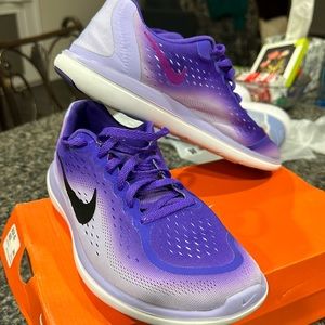 Ladies Nike Flex 2017 RN